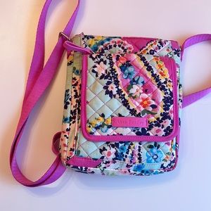 Vera Bradley Crossbody Bag in Bright Floral Pattern